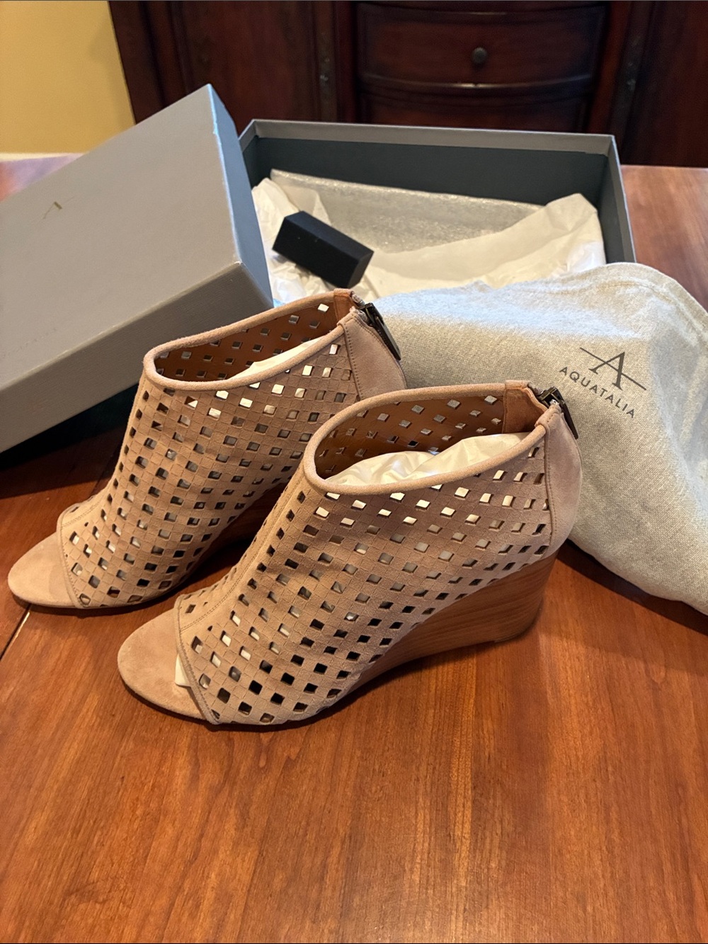 Aquatalia Nikita Suede Wedges NIB